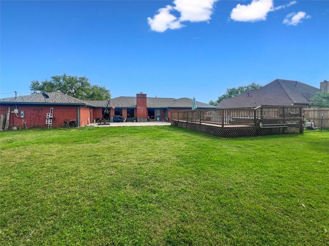 49 Colony Square, Angleton, TX 77515