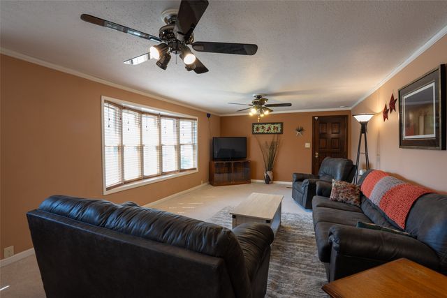 4101 3rd Street, Des Moines, IA 50313