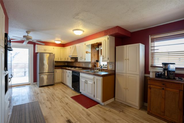 4101 3rd Street, Des Moines, IA 50313