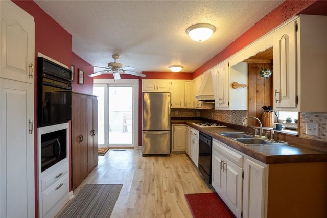 4101 3rd Street, Des Moines, IA 50313