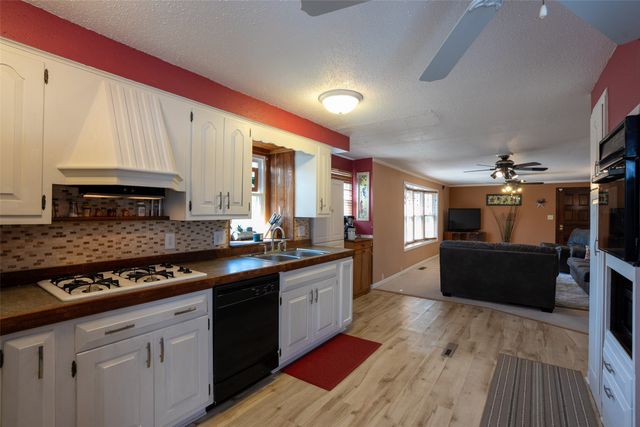 4101 3rd Street, Des Moines, IA 50313