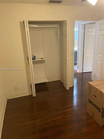 1552 NW 135th Ave, Pembroke Pines, FL 33028