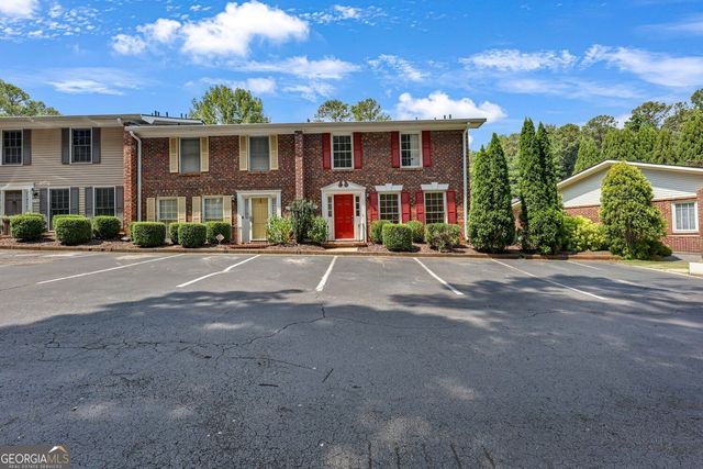 1138 Moorestown Circle, Decatur, GA 30033