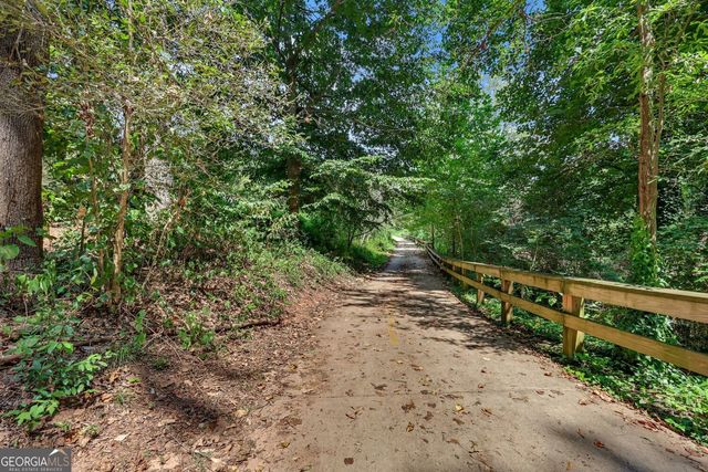 1138 Moorestown Circle, Decatur, GA 30033