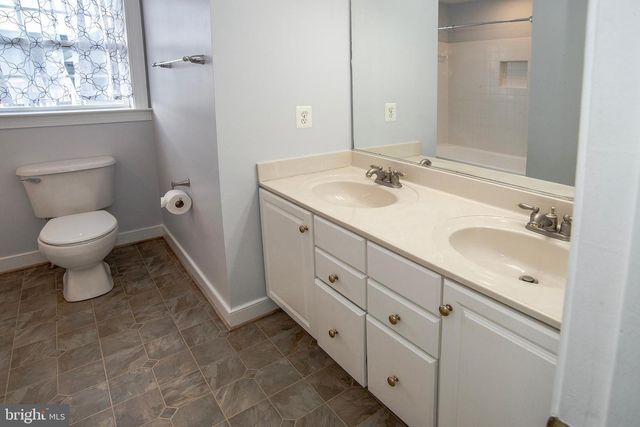 7111 CROWN JEWELS CT, Fredericksburg, VA 22407