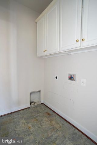 7111 CROWN JEWELS CT, Fredericksburg, VA 22407