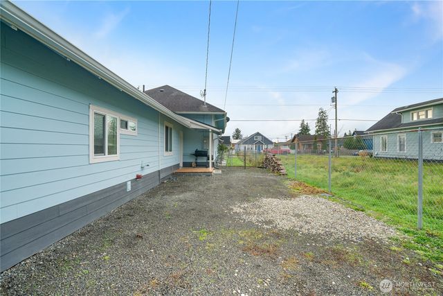 2815 Aberdeen Avenue, Hoquiam, WA 98550