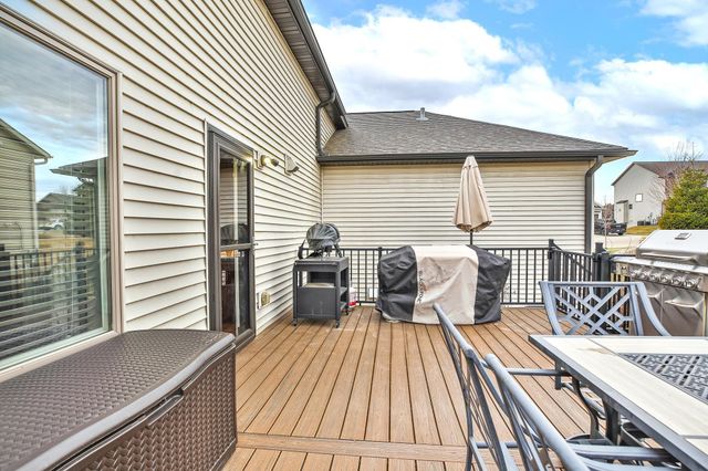 1936 Kerry Drive NE, Rochester, MN 55906