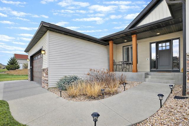 1936 Kerry Drive NE, Rochester, MN 55906