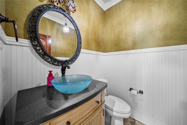 9915 E Plentywood Road, Bentonville, AR 72712