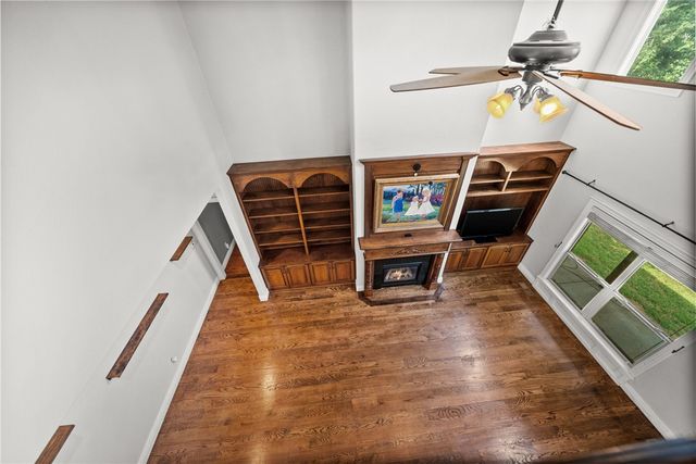 9915 E Plentywood Road, Bentonville, AR 72712