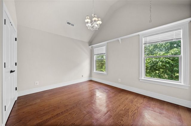 9915 E Plentywood Road, Bentonville, AR 72712