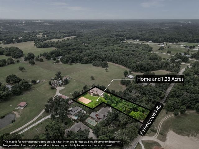 9915 E Plentywood Road, Bentonville, AR 72712