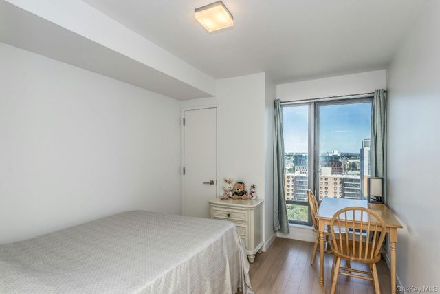 138-35 39th Avenue 13L, Flushing, NY 11354