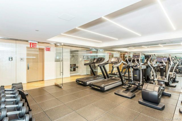 138-35 39th Avenue 13L, Flushing, NY 11354
