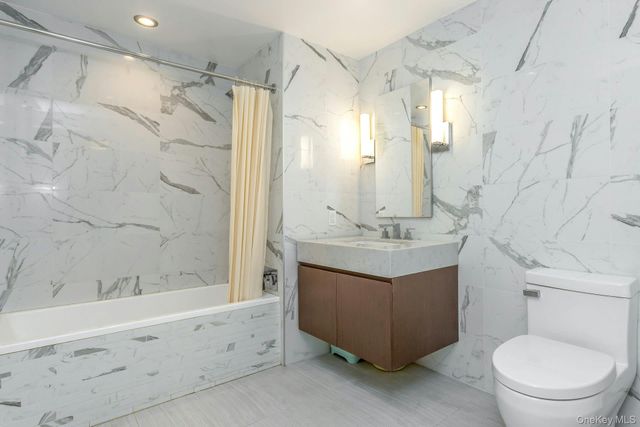 138-35 39th Avenue 13L, Flushing, NY 11354