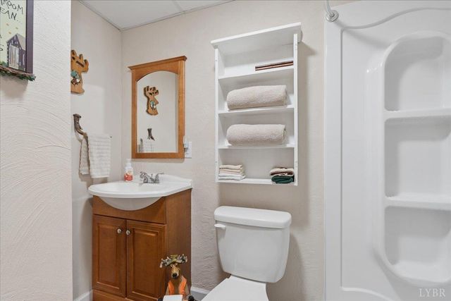 11188 Dickerson Mill Road, Moneta, VA 24121
