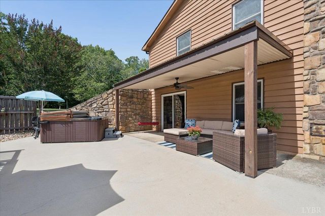11188 Dickerson Mill Road, Moneta, VA 24121