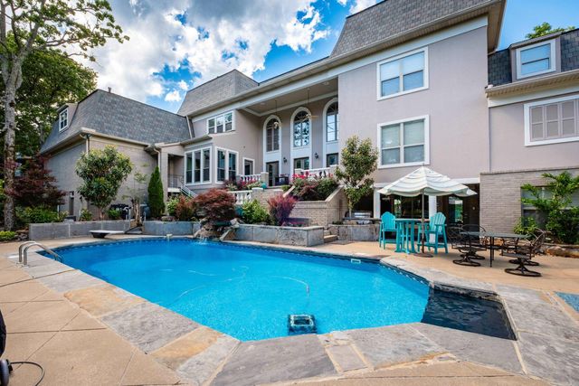 501 Silverwood Trail, North Little Rock, AR 72116