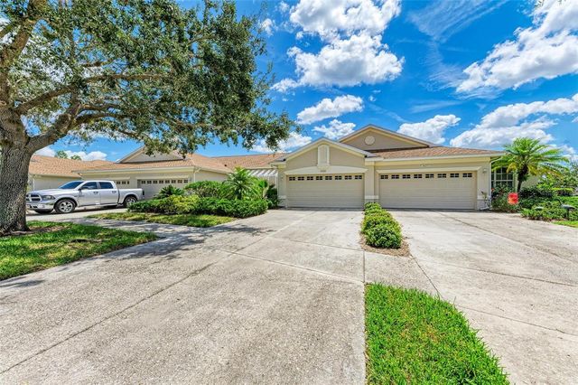 2424 MAGNOLIA CIRCLE, North Port, FL 34289
