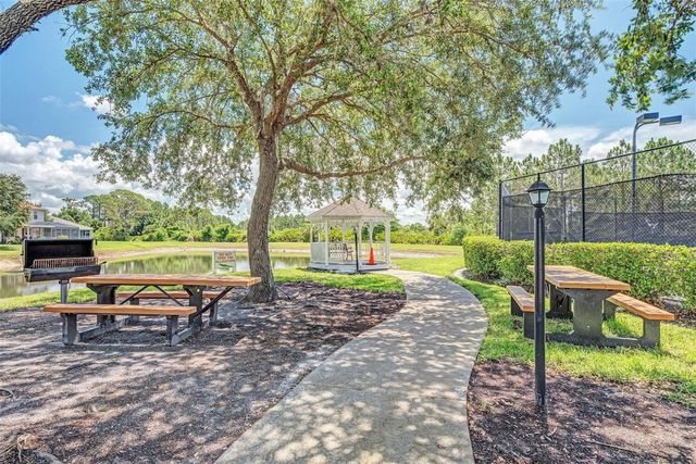 2424 MAGNOLIA CIRCLE, North Port, FL 34289