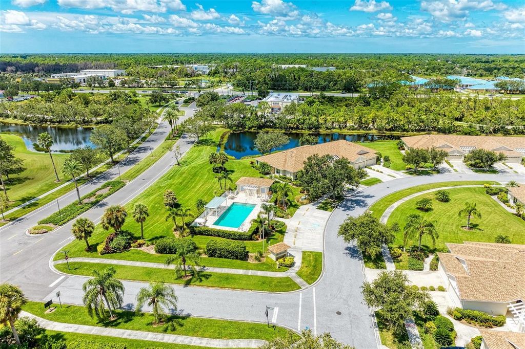 Image 34 of property listing at 2424 MAGNOLIA CIRCLE, North Port, FL 34289