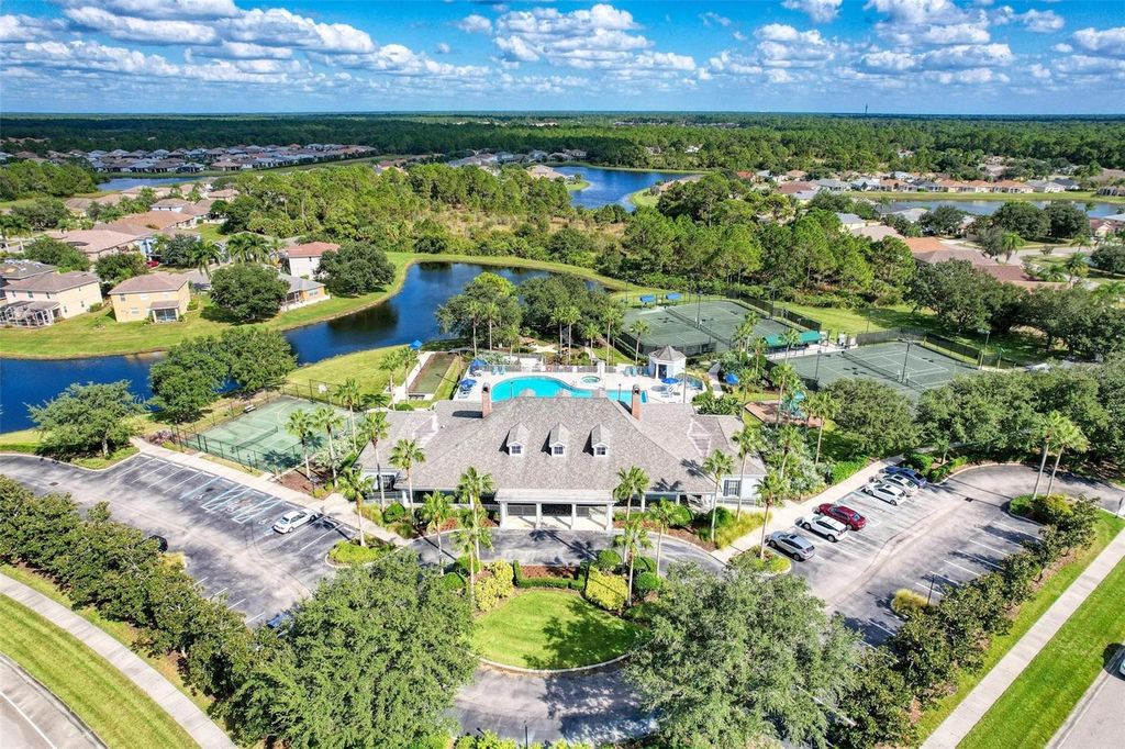 Image 38 of property listing at 2424 MAGNOLIA CIRCLE, North Port, FL 34289