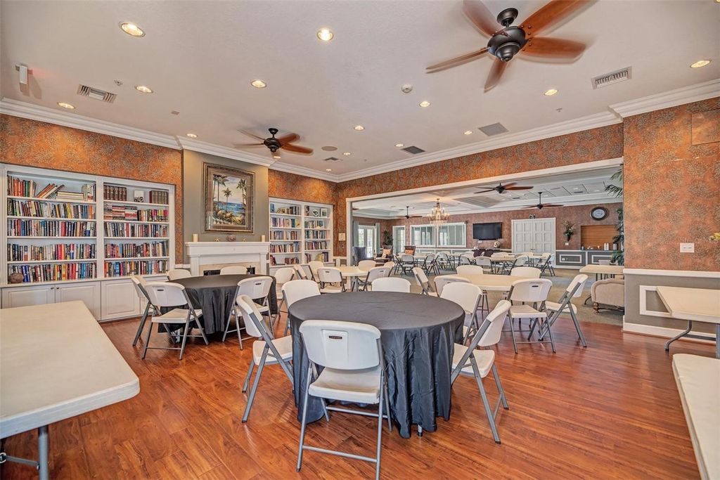 Image 42 of property listing at 2424 MAGNOLIA CIRCLE, North Port, FL 34289