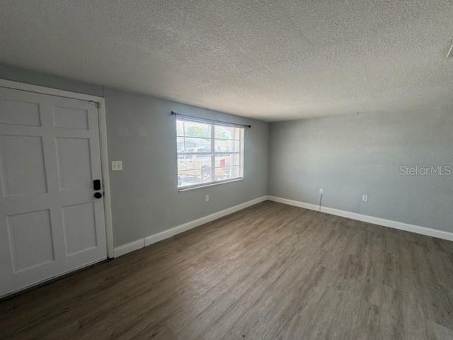 1435 WHITEHALL LANE, Holiday, FL 34691