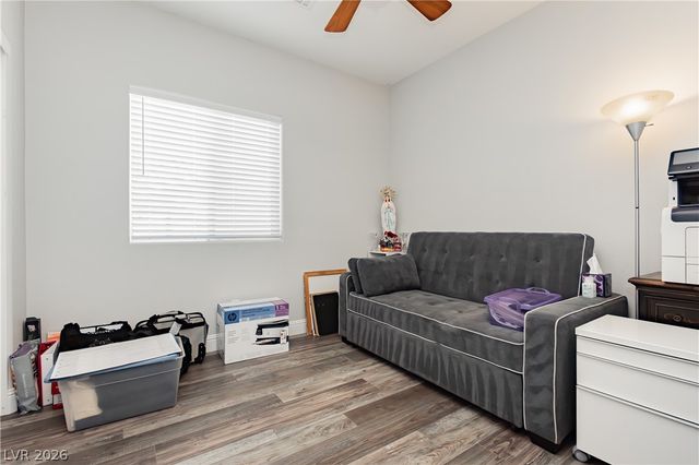 1729 Honey Tree Drive, Las Vegas, NV 89144