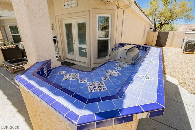 1729 Honey Tree Drive, Las Vegas, NV 89144