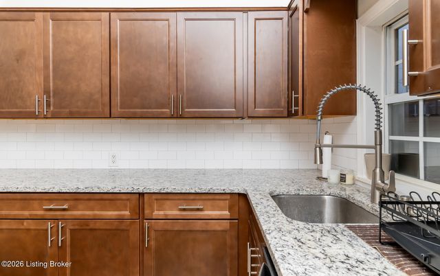627 Rubel Ave, Louisville, KY 40204