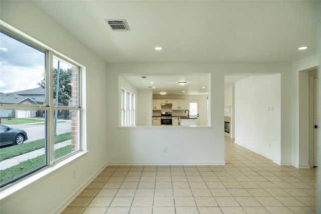 8531 Village Rose Lane, Houston, TX 77072