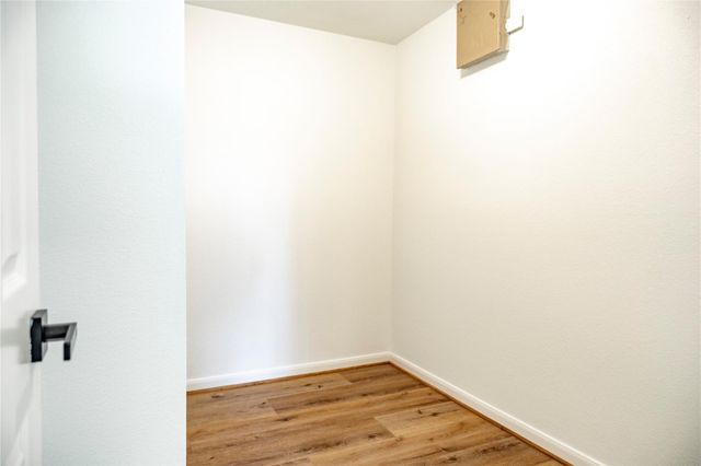 8531 Village Rose Lane, Houston, TX 77072