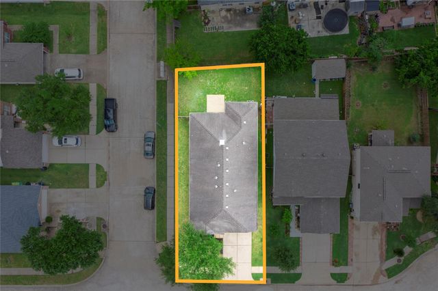 8531 Village Rose Lane, Houston, TX 77072