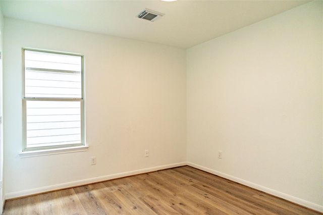 8531 Village Rose Lane, Houston, TX 77072