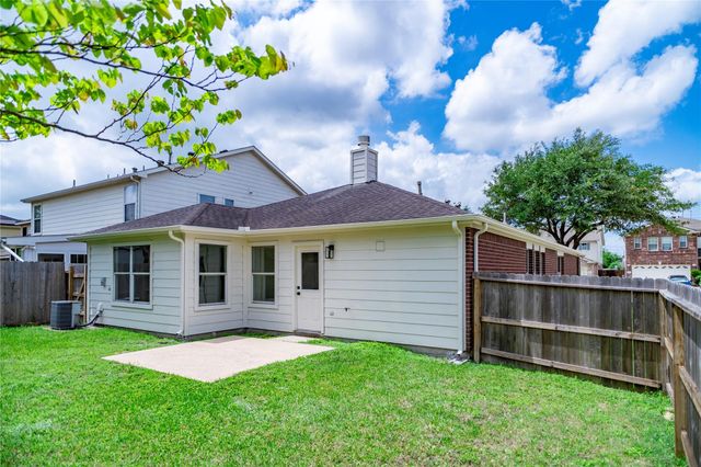 8531 Village Rose Lane, Houston, TX 77072