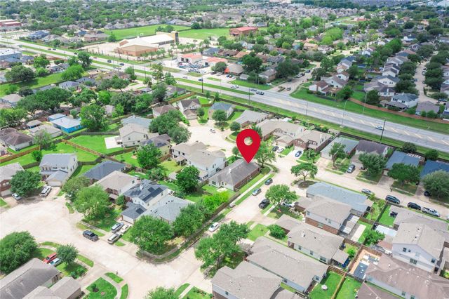 8531 Village Rose Lane, Houston, TX 77072