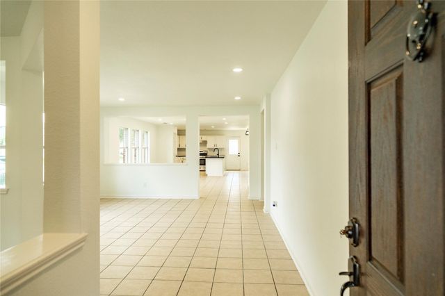 8531 Village Rose Lane, Houston, TX 77072