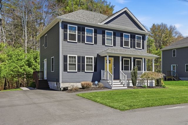 114 Run Brook Circle, Taunton, MA 02780