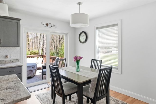 114 Run Brook Circle, Taunton, MA 02780