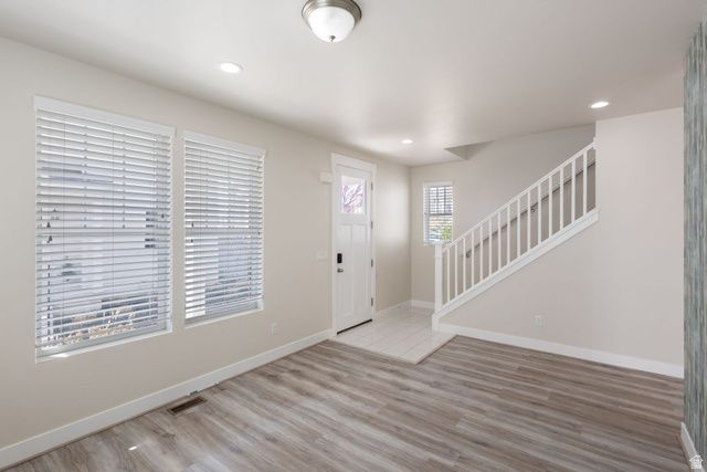 10737 S LAKE TERRACE AVE, South Jordan, UT 84009