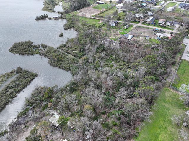 17202 Meadowbrook Drive, Channelview, TX 77530