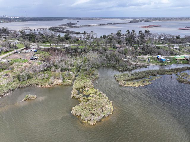 17202 Meadowbrook Drive, Channelview, TX 77530