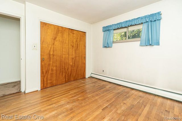 515 Whims Lane, Rochester, MI 48306