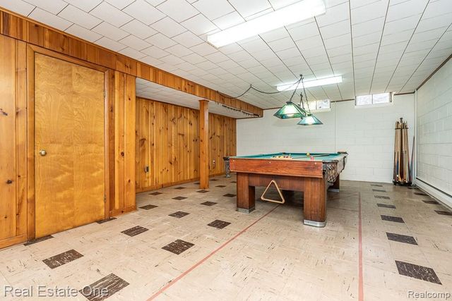 515 Whims Lane, Rochester, MI 48306