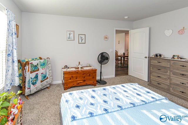 121 Syd Road, Owens Cross Roads, AL 35763