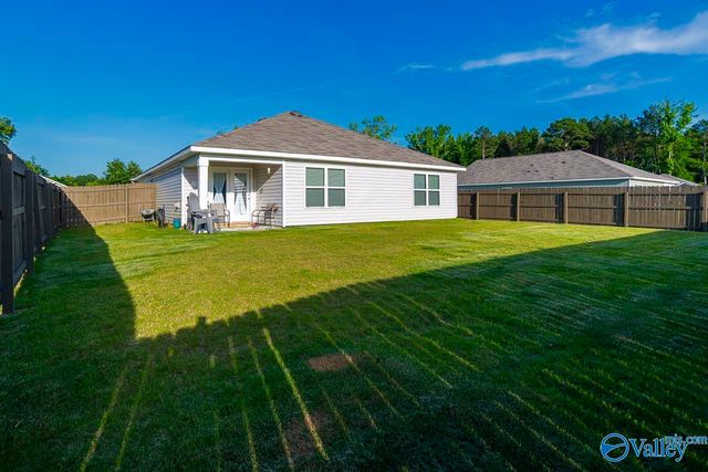 121 Syd Road, Owens Cross Roads, AL 35763