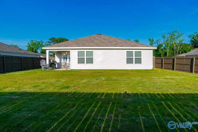 121 Syd Road, Owens Cross Roads, AL 35763