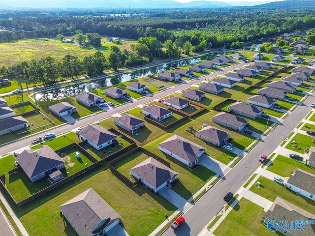 121 Syd Road, Owens Cross Roads, AL 35763